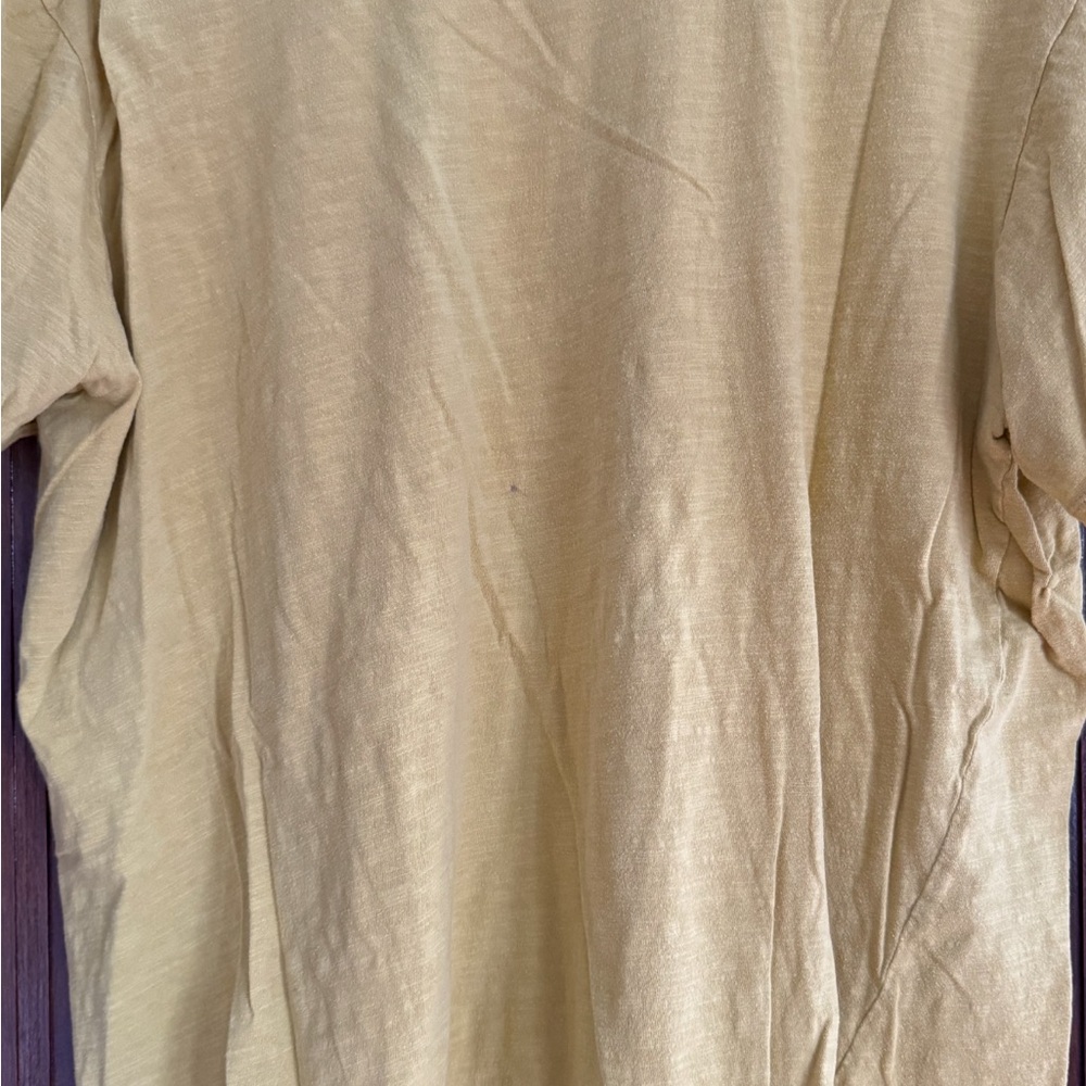 Magnolia Pearl Tee with Star - Picture 3 of 3